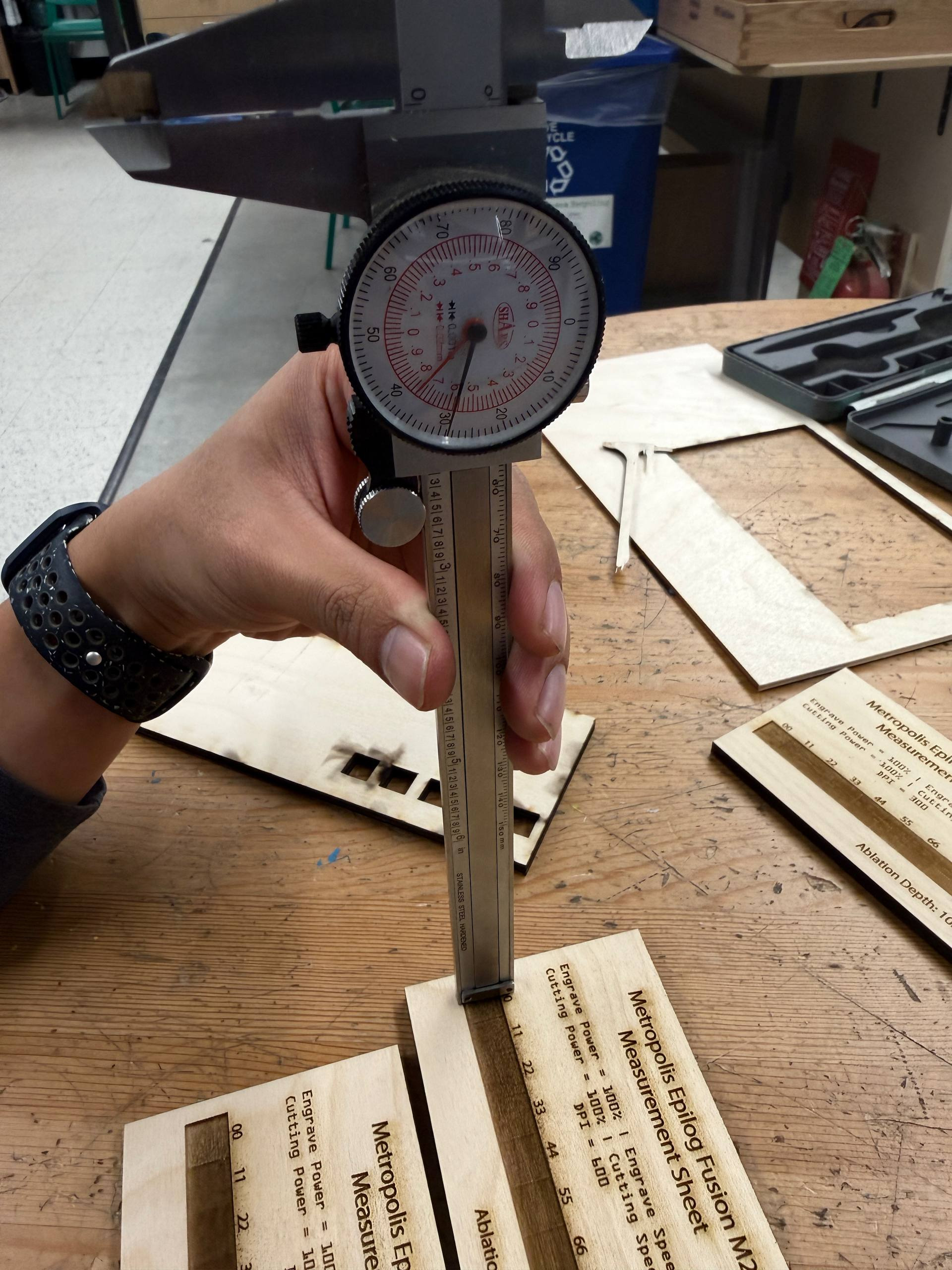 Measuring engrave depth with caliper depth gauge