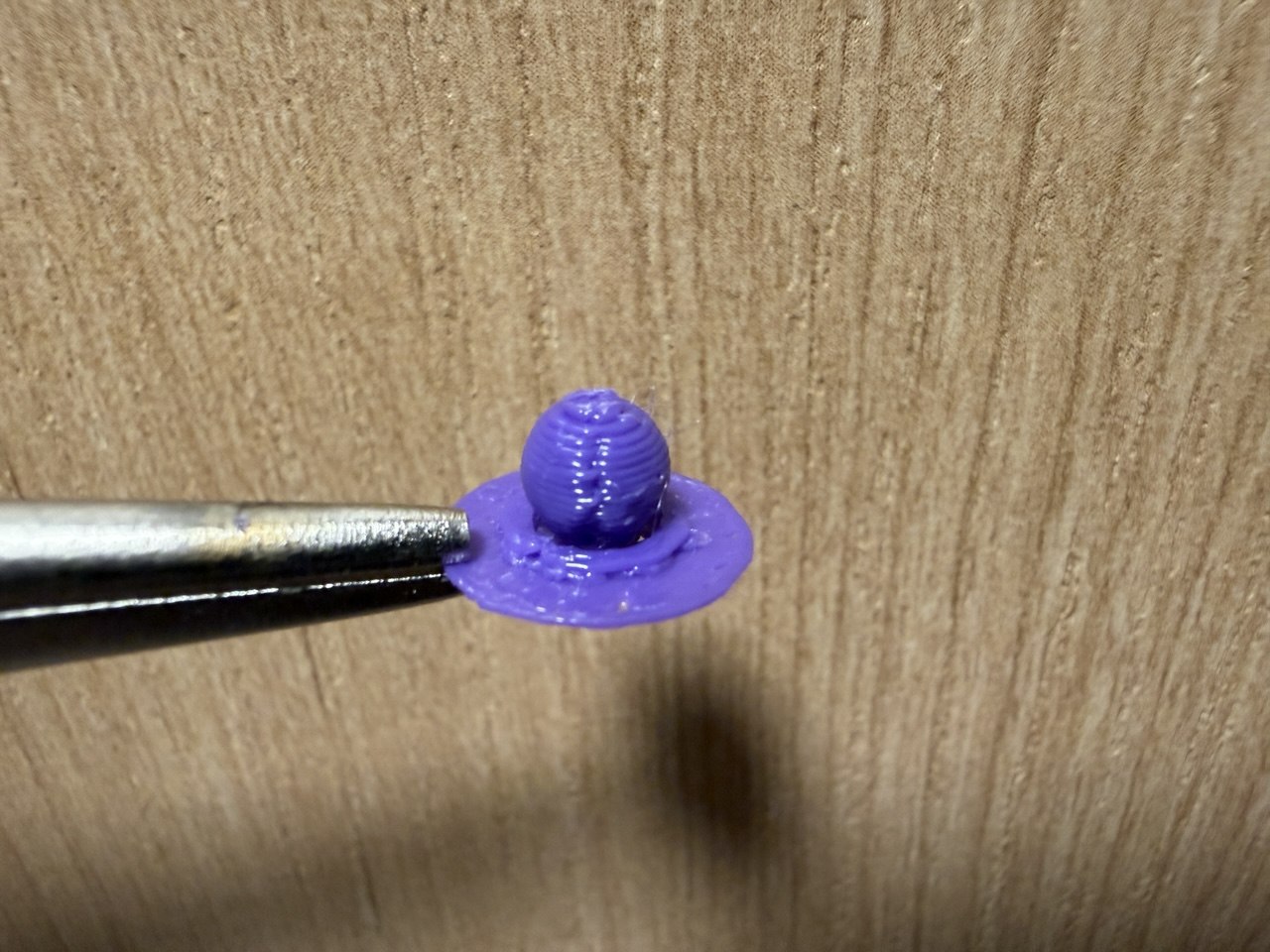 Close up picture of one of the ball bearings.