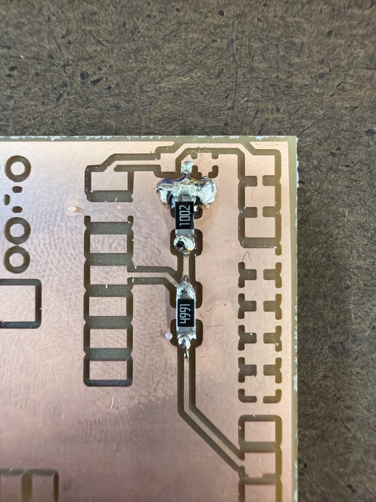 R2 with too much solder