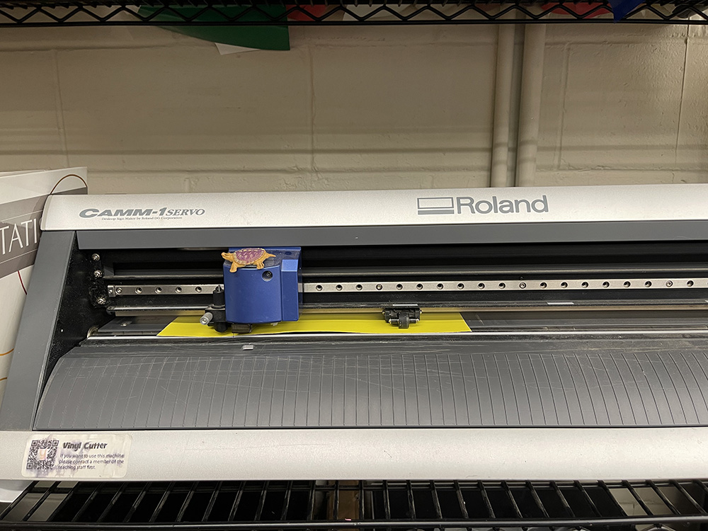 Roland CAMM-1 GX-24 vinyl cutter.