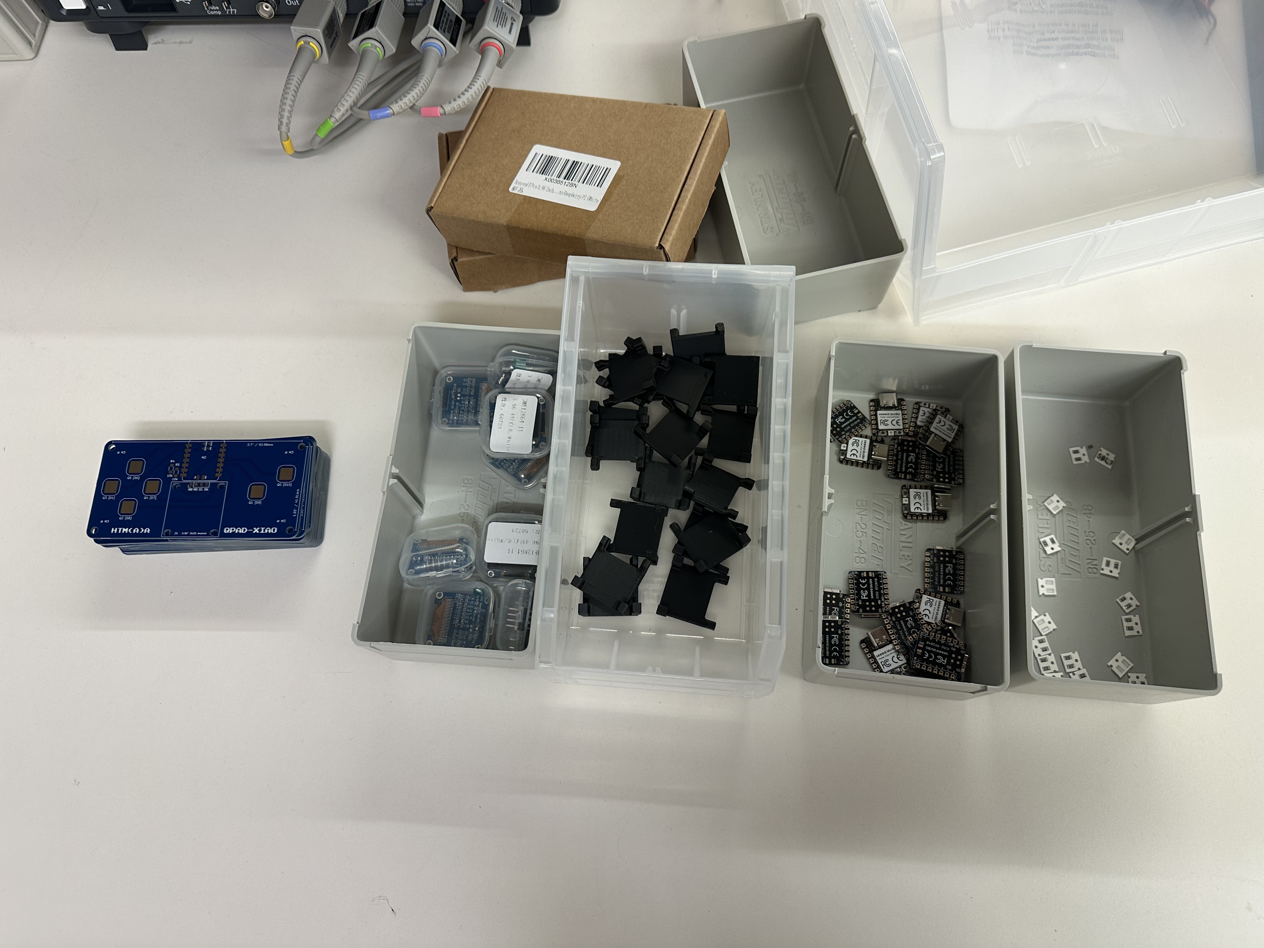 Electronics supply for QPad