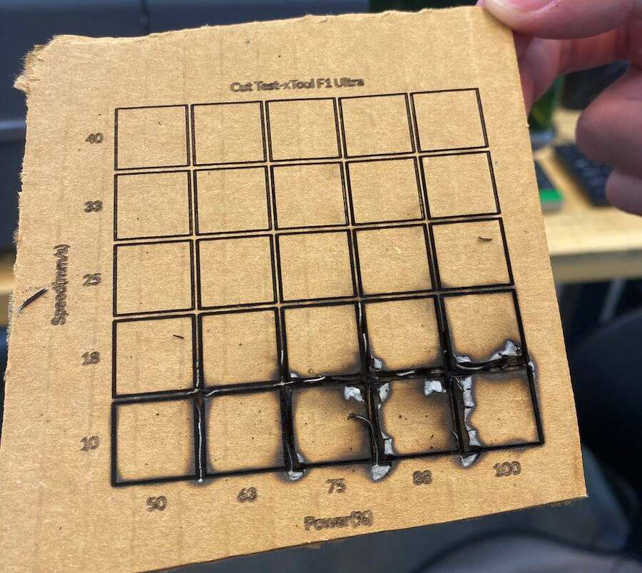 Cut test grid, xTool F1 Ultra, cardboard