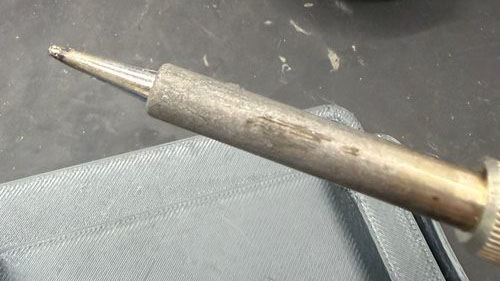 The larger chisel soldering tip
